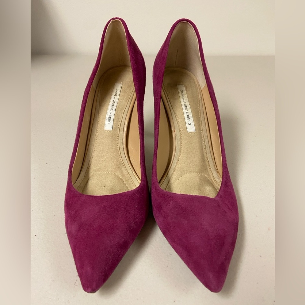 Diane Von Furstenberg Fuchsia Suede Heels